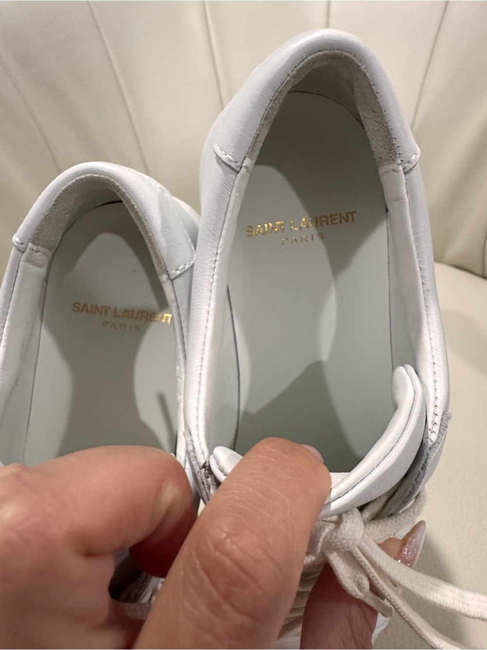 Saint Laurent White Leather Low-Top Sneakers with Gold Logo - Picture 4 of 8